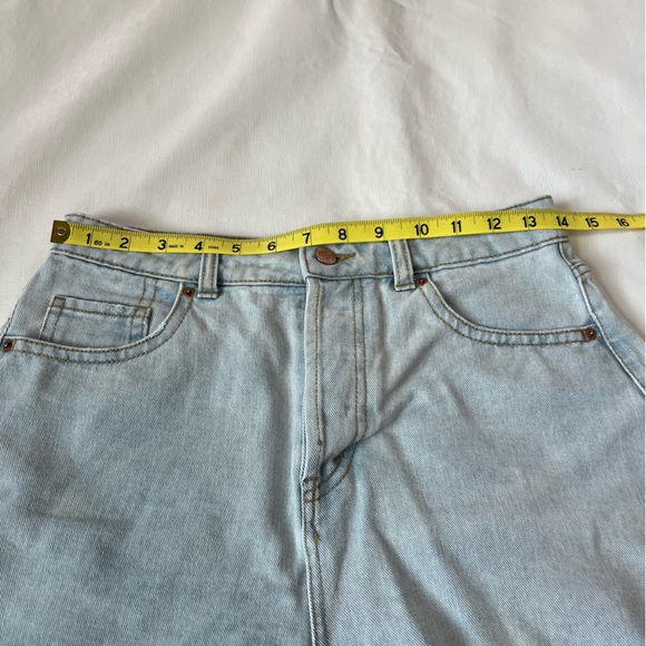 Wild Fable Button Fly High Waisted Raw Hem Denim Jean Shorts Size 6 - Picture 5 of 9